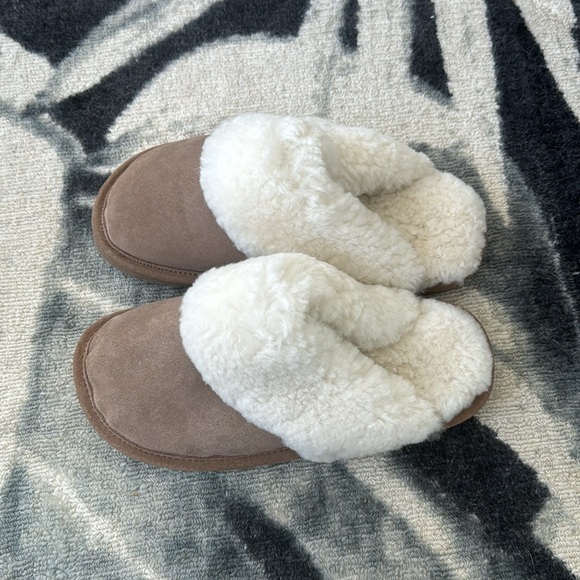 New. Redwing shearling slippers - Picture 2 of 4